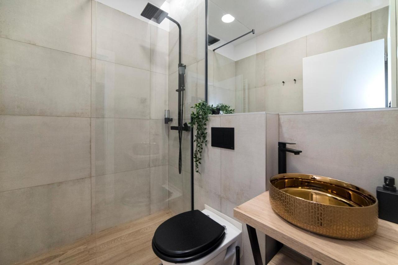 Liberty Apartments, 3Rd Floor, No Elevator ซาเกร็บ ภายนอก รูปภาพ