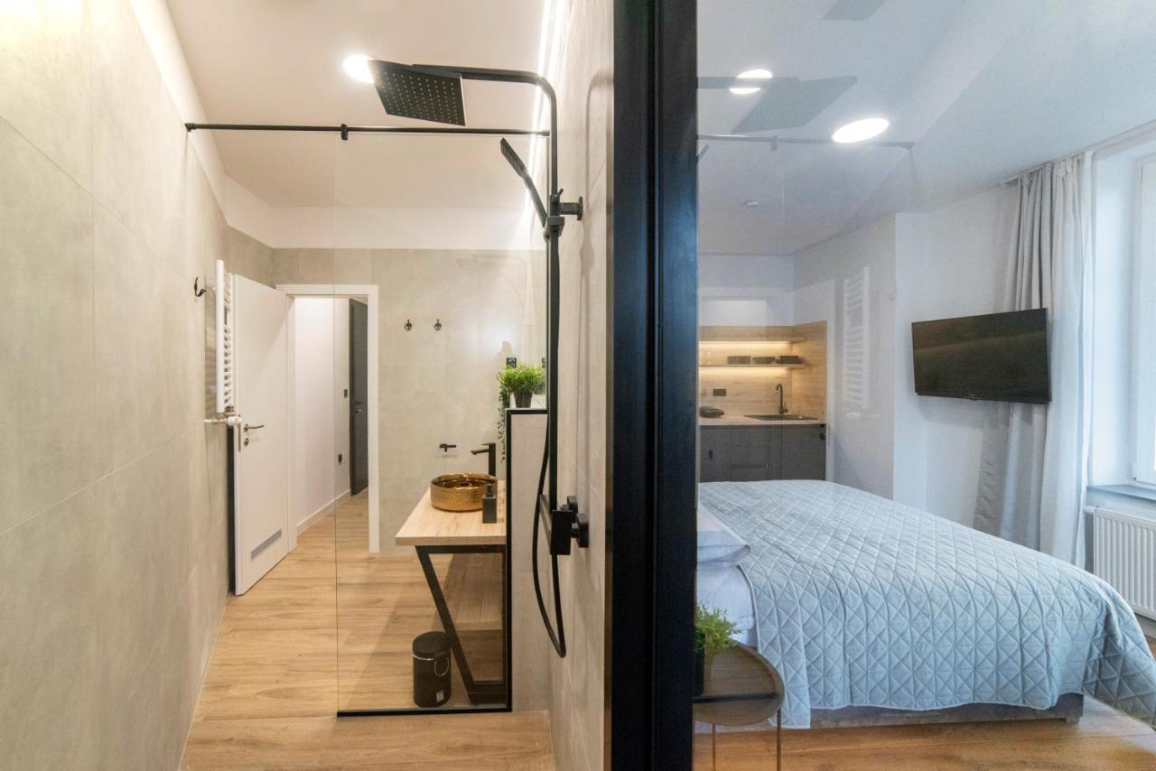 Liberty Apartments, 3Rd Floor, No Elevator ซาเกร็บ ภายนอก รูปภาพ