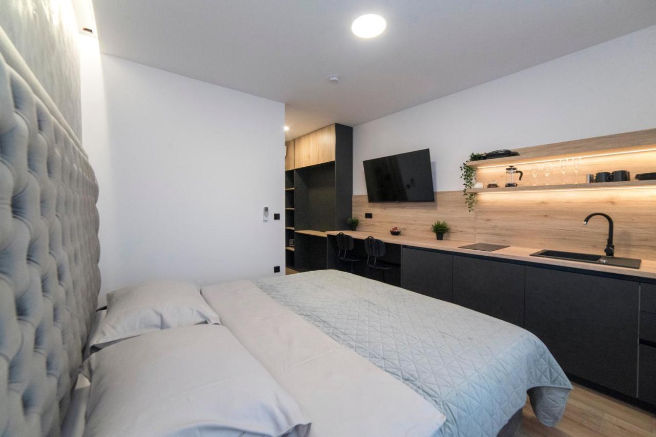 Liberty Apartments, 3Rd Floor, No Elevator ซาเกร็บ ภายนอก รูปภาพ